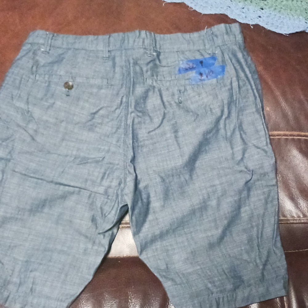 Shorts - Picture 2 of 2
